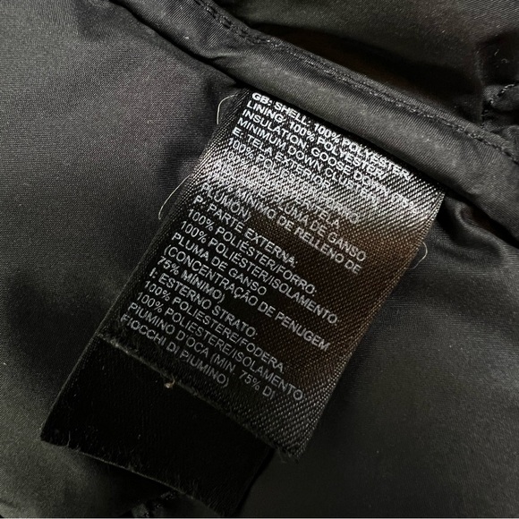 The North Face 550 Black Puffer Jacket Coat Black Small - Picture 6 of 12
